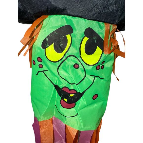 Vintage 90s‎ Halloween Motion Sound Windsock Witch 35" Old Hag Yard Flag Nylon - Picture 5 of 6